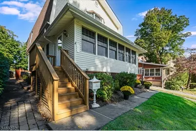 31 Elizabeth St, Caldwell, NJ 07006 - Photo 2