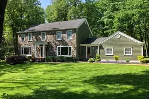 8 Stacy Ln, Bernards Township, NJ 07920 - Photo 1