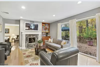 8 Stacy Ln, Bernards Township, NJ 07920 - Photo 8