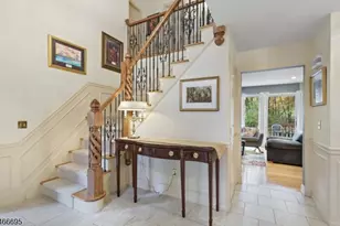 8 Stacy Ln, Bernards Township, NJ 07920 - Photo 4