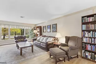 8 Stacy Ln, Bernards Township, NJ 07920 - Photo 10