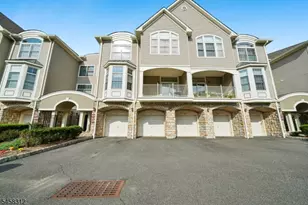 611 Binghampton Ln, Livingston, NJ 07039 - Photo 2