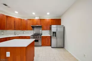 611 Binghampton Ln, Livingston, NJ 07039 - Photo 14