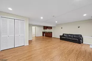38 Gordon Cir, Parsippany, NJ 07054 - Photo 26