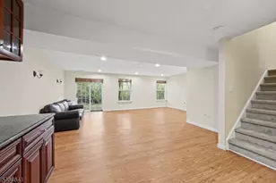 38 Gordon Cir, Parsippany, NJ 07054 - Photo 24
