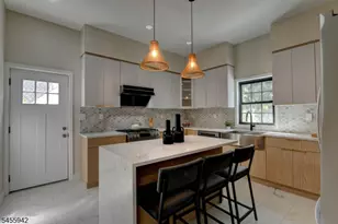 49 Longview Ave, Parsippany, NJ 07034 - Photo 16