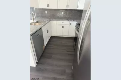 471 Totowa Rd, Totowa, NJ 07512 - Photo 2