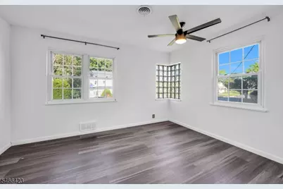 48 Elwood Ave, Flemington, NJ 08822 - Photo 10