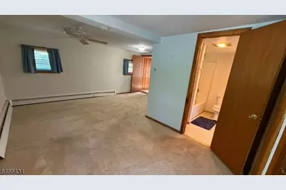 52 Horseshoe Dr, Jefferson Township, NJ 07438 - Photo 14