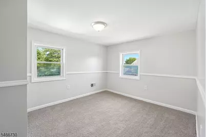 94 S 21st Ave, Manville, NJ 08835 - Photo 4
