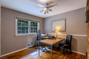 6 Burlington Ln, East Brunswick Township, NJ 08816 - Photo 20