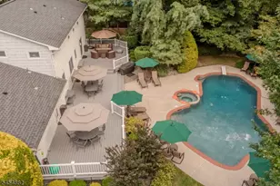 6 Burlington Ln, East Brunswick Township, NJ 08816 - Photo 28