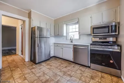 104 Walnut St, Bloomfield, NJ 07003 - Photo 28