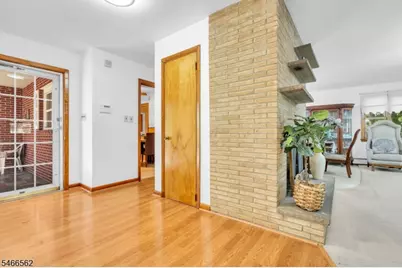 58 Arden St, Franklin Township, NJ 08873 - Photo 4