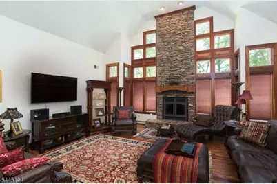 203 Rock Road W, Green Brook Township, NJ 08812 - Photo 10