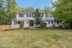 20 Round Top Rd, Warren Township, NJ 07059 - Photo 2