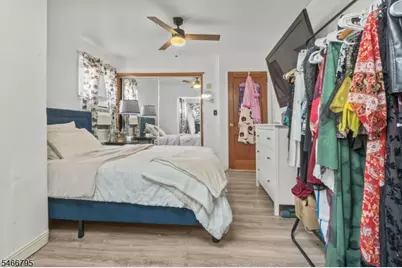 484 Raritan Rd, Roselle, NJ 07203 - Photo 24