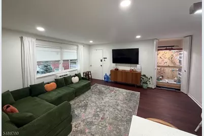 203 N Beverwyck Rd #5, Parsippany, NJ 07034 - Photo 4