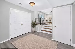 35 Patton Dr, Franklin Township, NJ 08873 - Photo 4