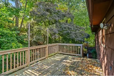 628 Succasunna Rd, Mount Arlington, NJ 07856 - Photo 32