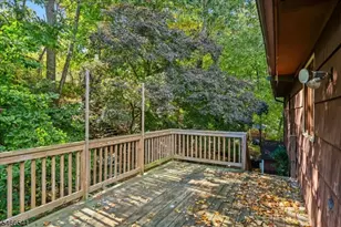 628 Succasunna Rd, Mount Arlington, NJ 07856 - Photo 32