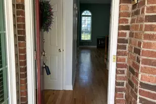 42 Myrtle Ct, Readington, NJ 08889 - Photo 2