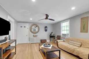 230 Sherman Ave, Roselle Park, NJ 07204 - Photo 6