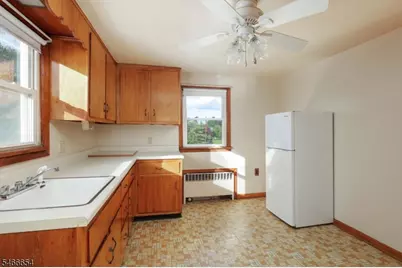 66 Jannarone St, Belleville, NJ 07109 - Photo 22