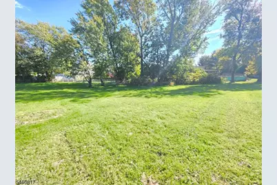 176 Kensington Ave, Woodbridge Township, NJ 07067 - Photo 14
