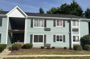 52 Norwich Pl, Franklin Township, NJ 08873 - Photo 1