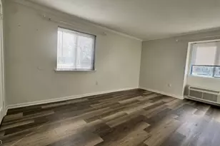 52 Norwich Pl, Franklin Township, NJ 08873 - Photo 2