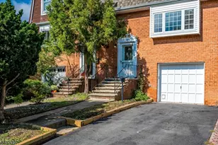 30 Catbird Ct, Lawrence Township, NJ 08648 - Photo 4