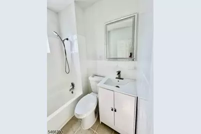 63 S 7th St, Newark, NJ 07107 - Photo 24