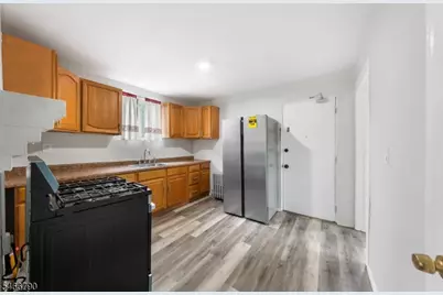 63 S 7th St, Newark, NJ 07107 - Photo 22