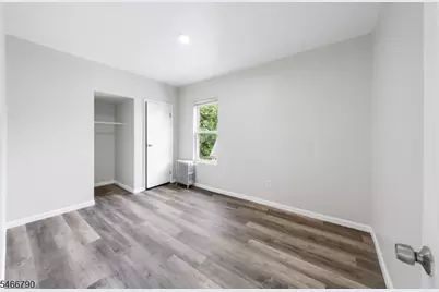 63 S 7th St, Newark, NJ 07107 - Photo 20