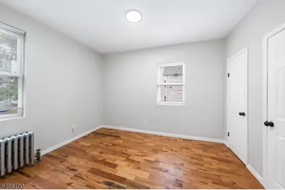 63 S 7th St, Newark, NJ 07107 - Photo 10