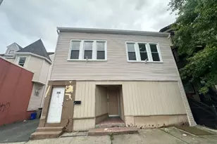 138 Sanford St, East Orange, NJ 07018 - Photo 12
