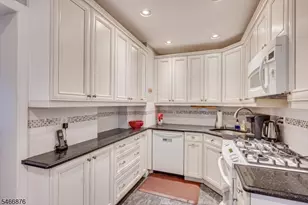 551 Rosewood Terrace, Linden, NJ 07036 - Photo 10