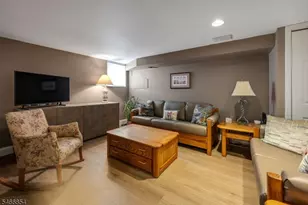 53 Hillcrest Dr, Wayne, NJ 07470 - Photo 20