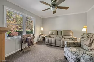 53 Hillcrest Dr, Wayne, NJ 07470 - Photo 14