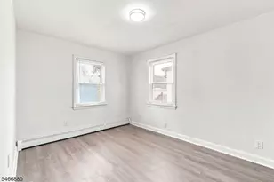 28 Newport Ave, Franklin Township, NJ 08873 - Photo 16