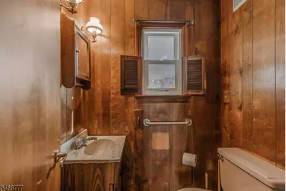 205 Green St, Woodbridge Township, NJ 07095 - Photo 24