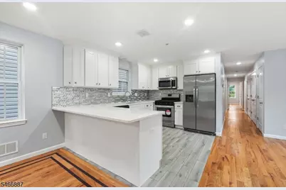 734 Bergen St, Newark, NJ 07108 - Photo 2