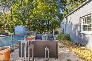 110 Kingwood Dr, Little Falls Township, NJ 07424 - Photo 24