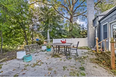 110 Kingwood Dr, Little Falls Township, NJ 07424 - Photo 22
