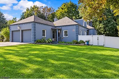 110 Kingwood Dr, Little Falls Township, NJ 07424 - Photo 1