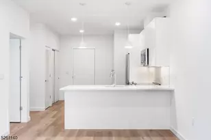 25 Freeway Dr, East Orange, NJ 07018 - Photo 6