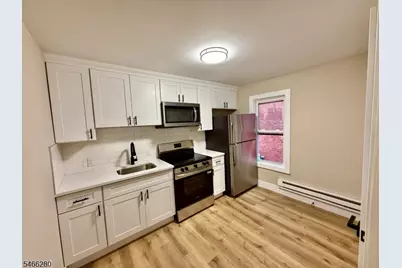 196 Spring St #4, Newton, NJ 07860 - Photo 2