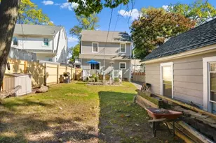 15 Whitman Ave, East Orange, NJ 07017 - Photo 18