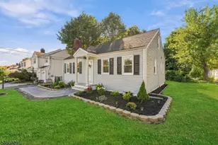 34 Union St, Hawthorne, NJ 07506 - Photo 4
